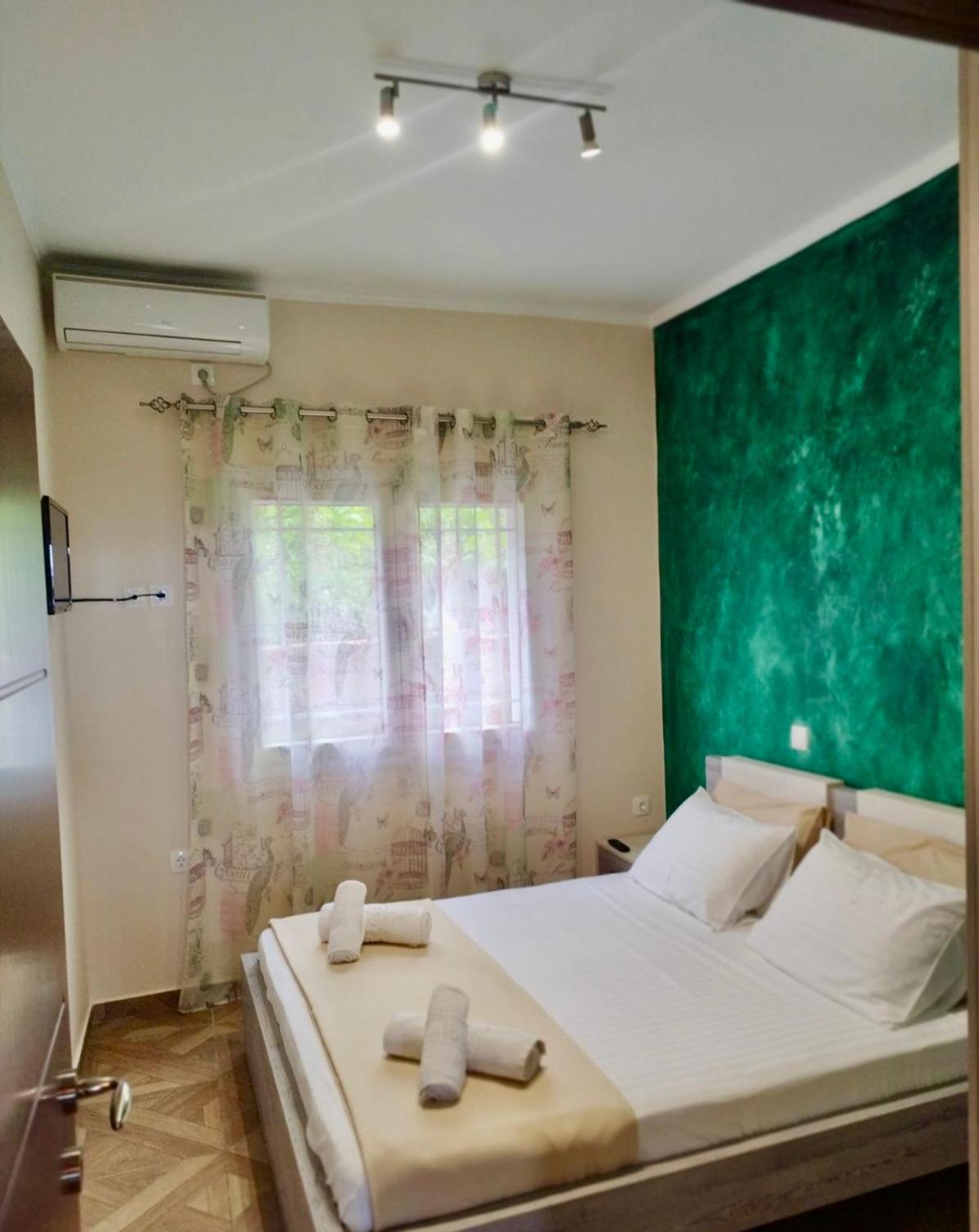 Dagos Rooms เดอร์มี ภายนอก รูปภาพ